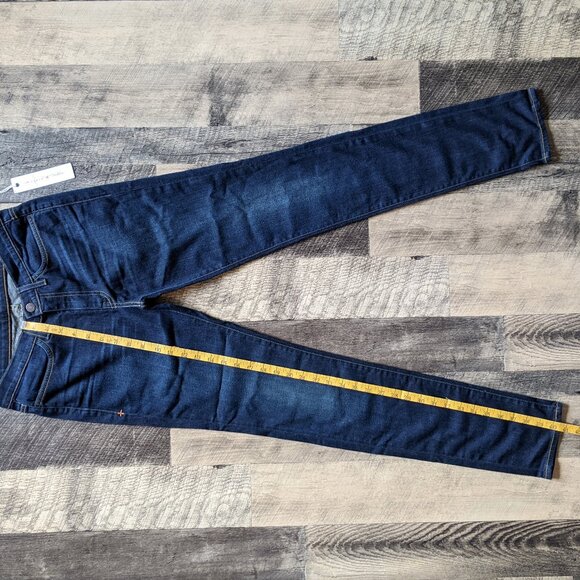 Imogene and Willie Lucy Mid-Rise Skinny Blue Jeans - Picture 4 of 5